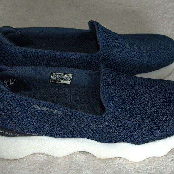 Skechers Massage Fit Slip-on Sneakers Shoes Women's sz 9 - Picture 1 of 6